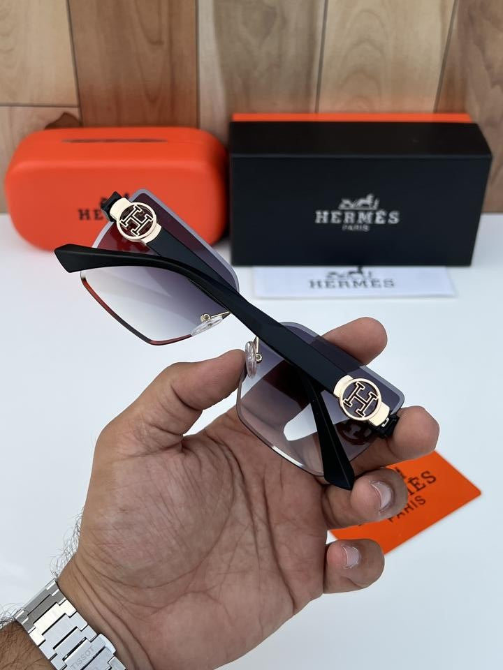 Hermes_58078_gold_black_shaded