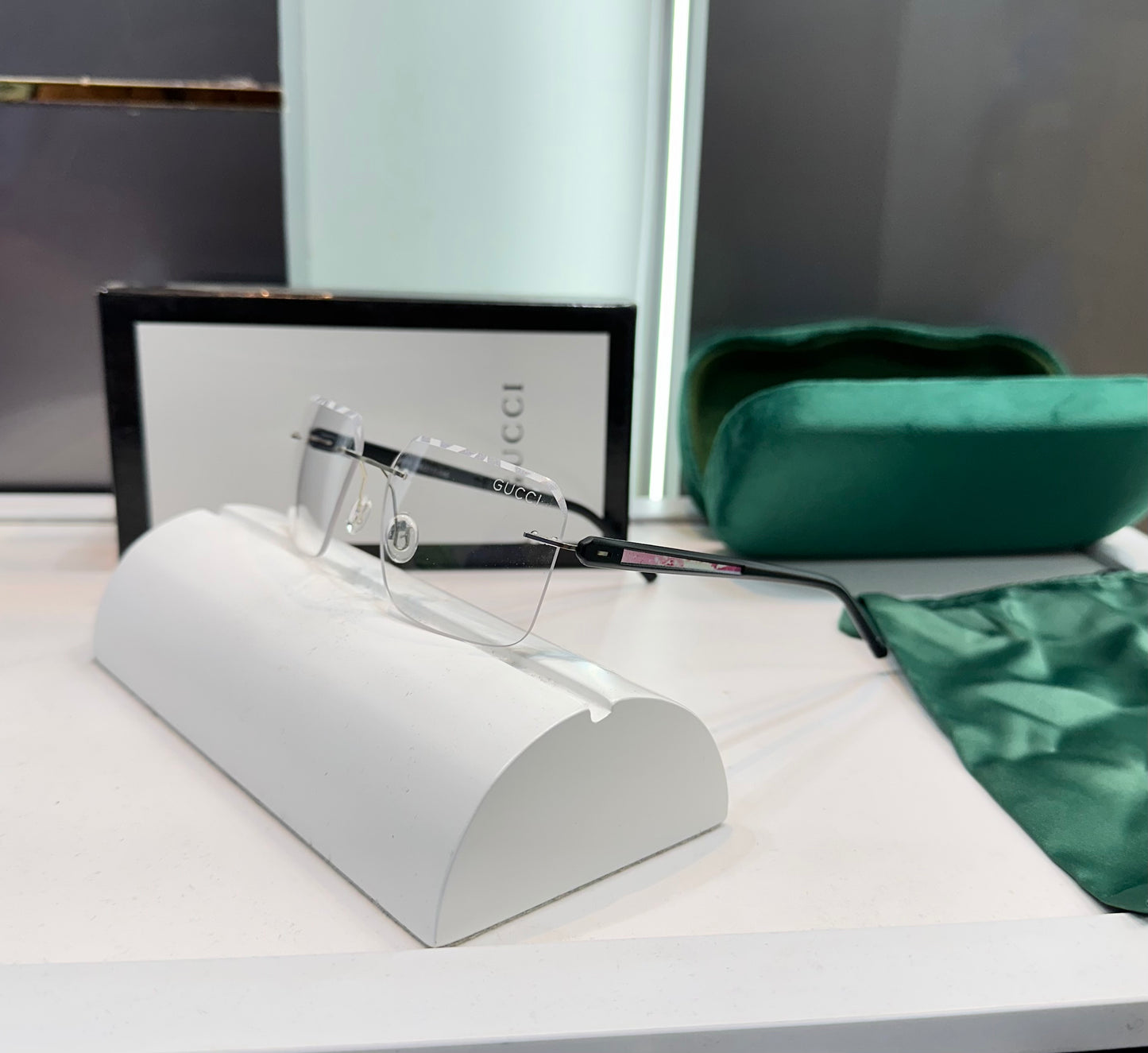 Gucci Frame Ultimate Luxury Shade With Original Packaging