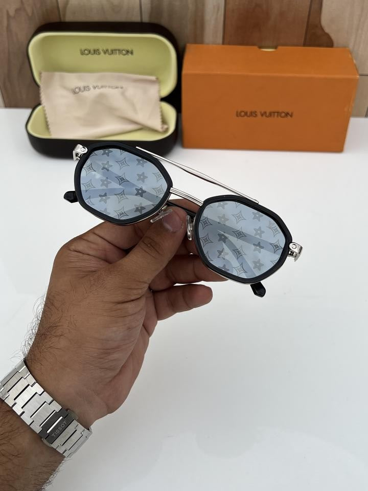 Louis_vuitton_98336_silver_printed