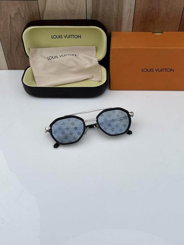 Louis_vuitton_98336_silver_printed