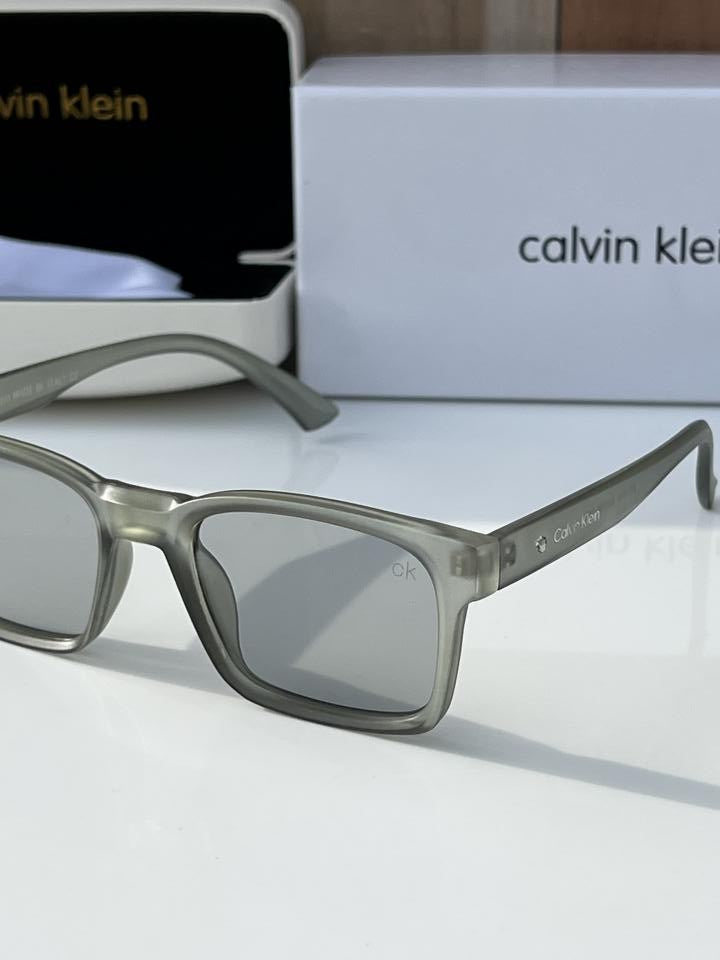 Calvin_klein_Y10_green