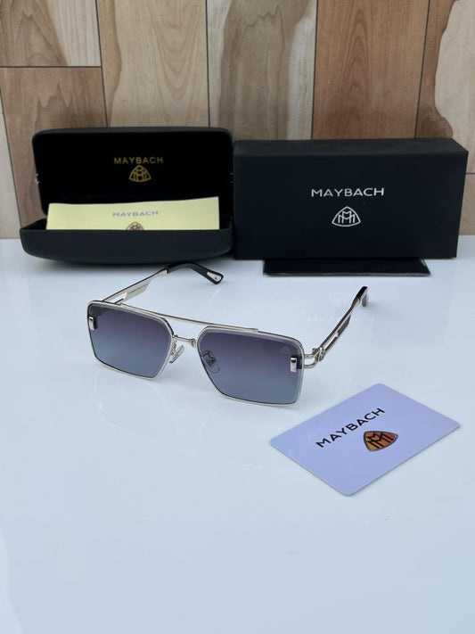 Maybach_156_silver_blue
