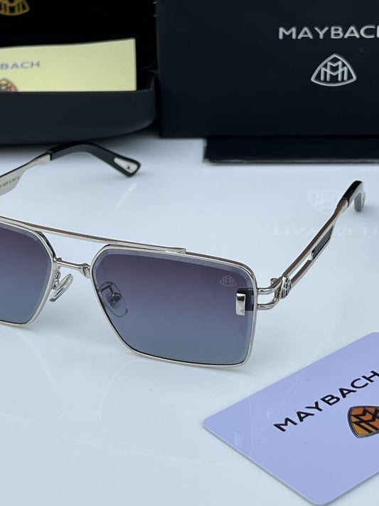 Maybach_156_silver_blue