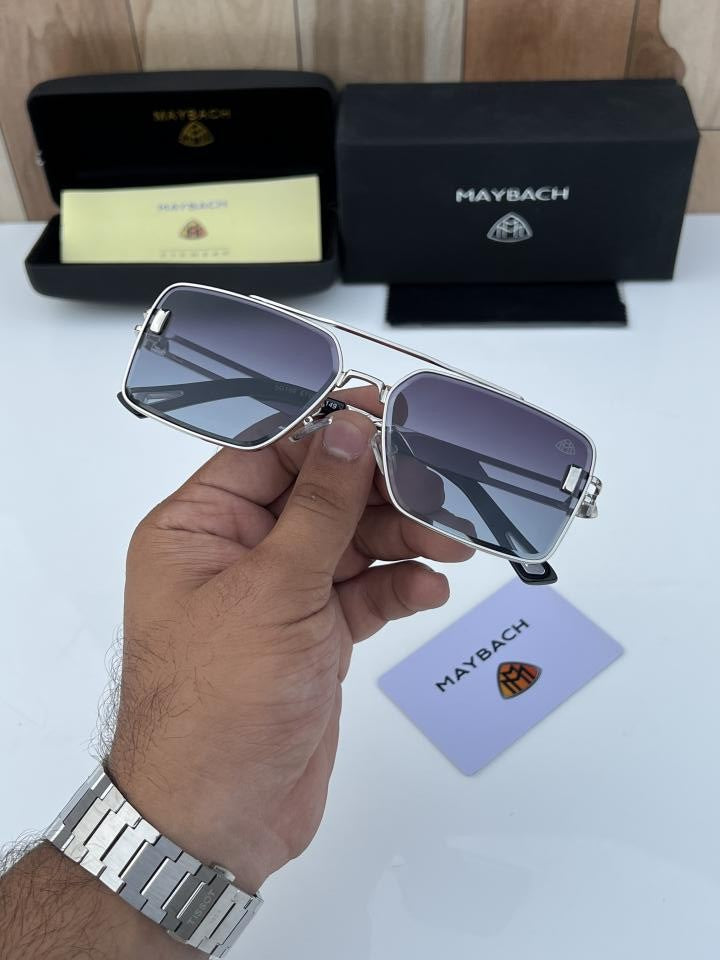 Maybach_156_silver_blue