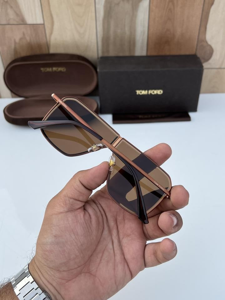 Tomford_98331_brown