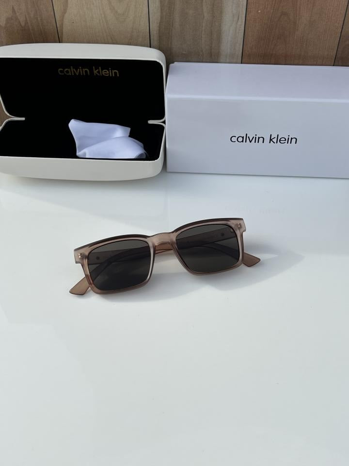 Calvin_klein_Y10_brown_green