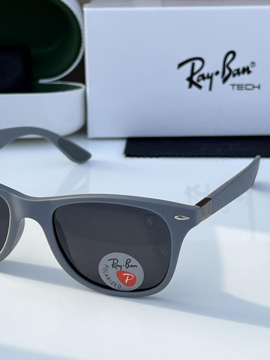 Rayban 4195 grey black