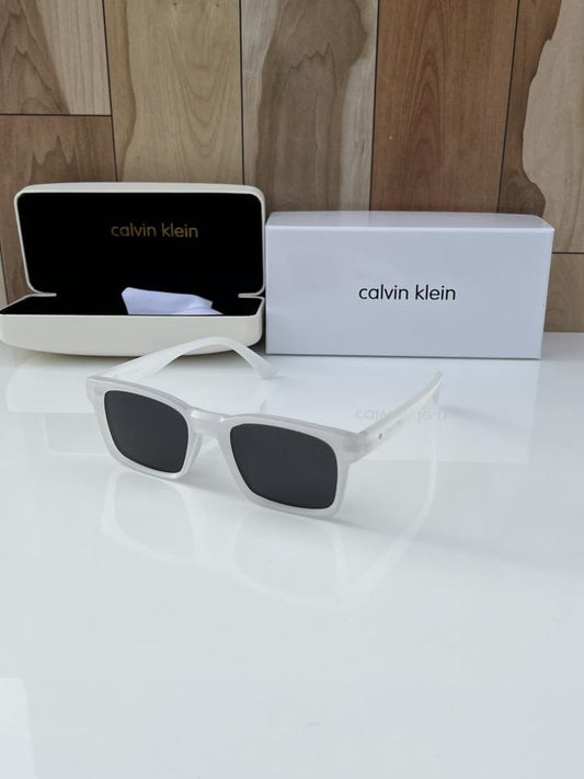 Calvin_klein_Y10_white_black