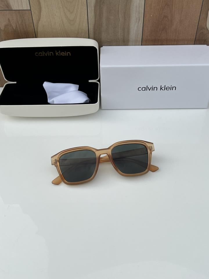 Calvin_klein_Y13_peach_green