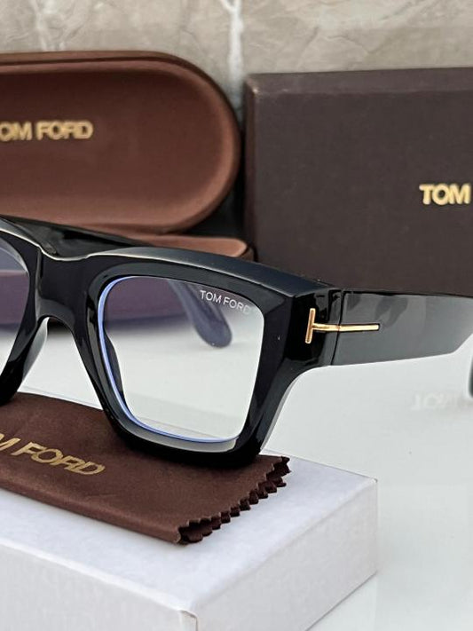 Tomford_4184_black_plano