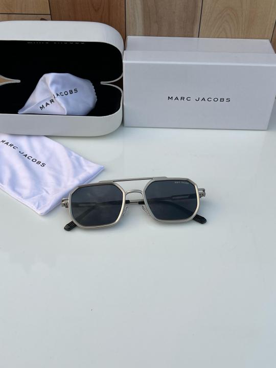 Marc_jacobs_518_silver_black