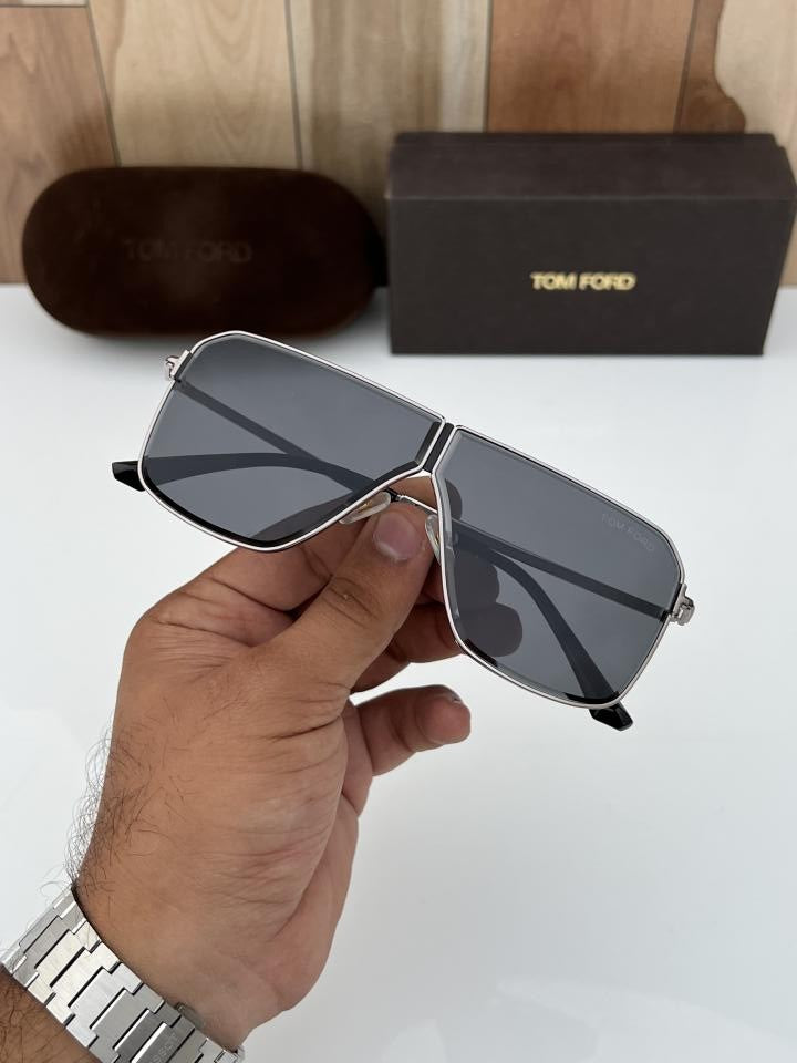 Tomford_98331_silver_black