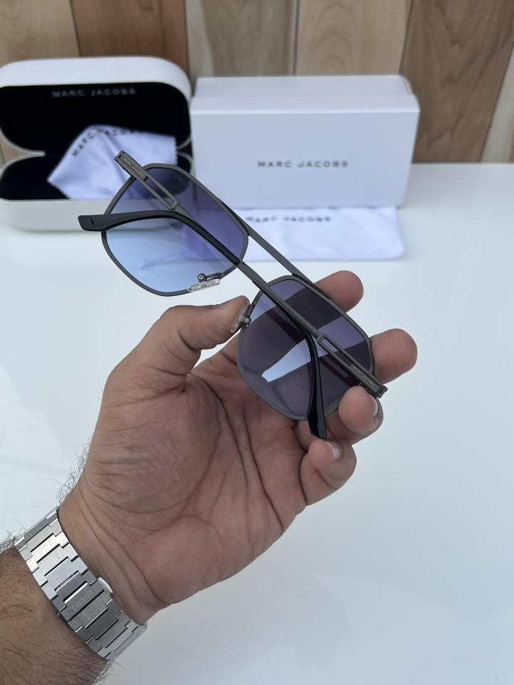Marc_jacobs_98279_blue_shaded