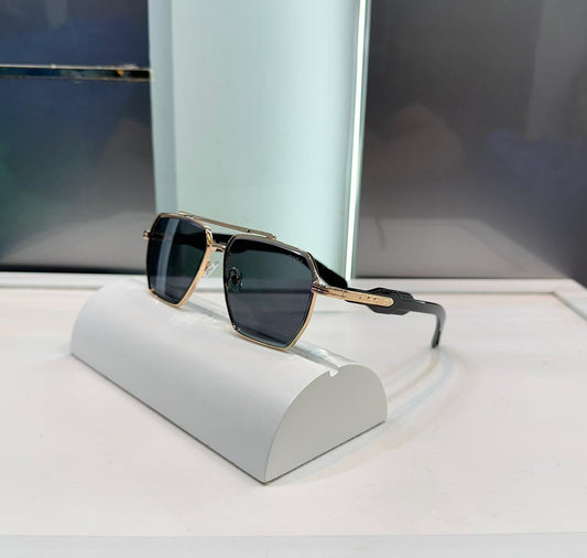 Dit a Black Gold 9116 Ultimate Luxury Shade With Original Packaging