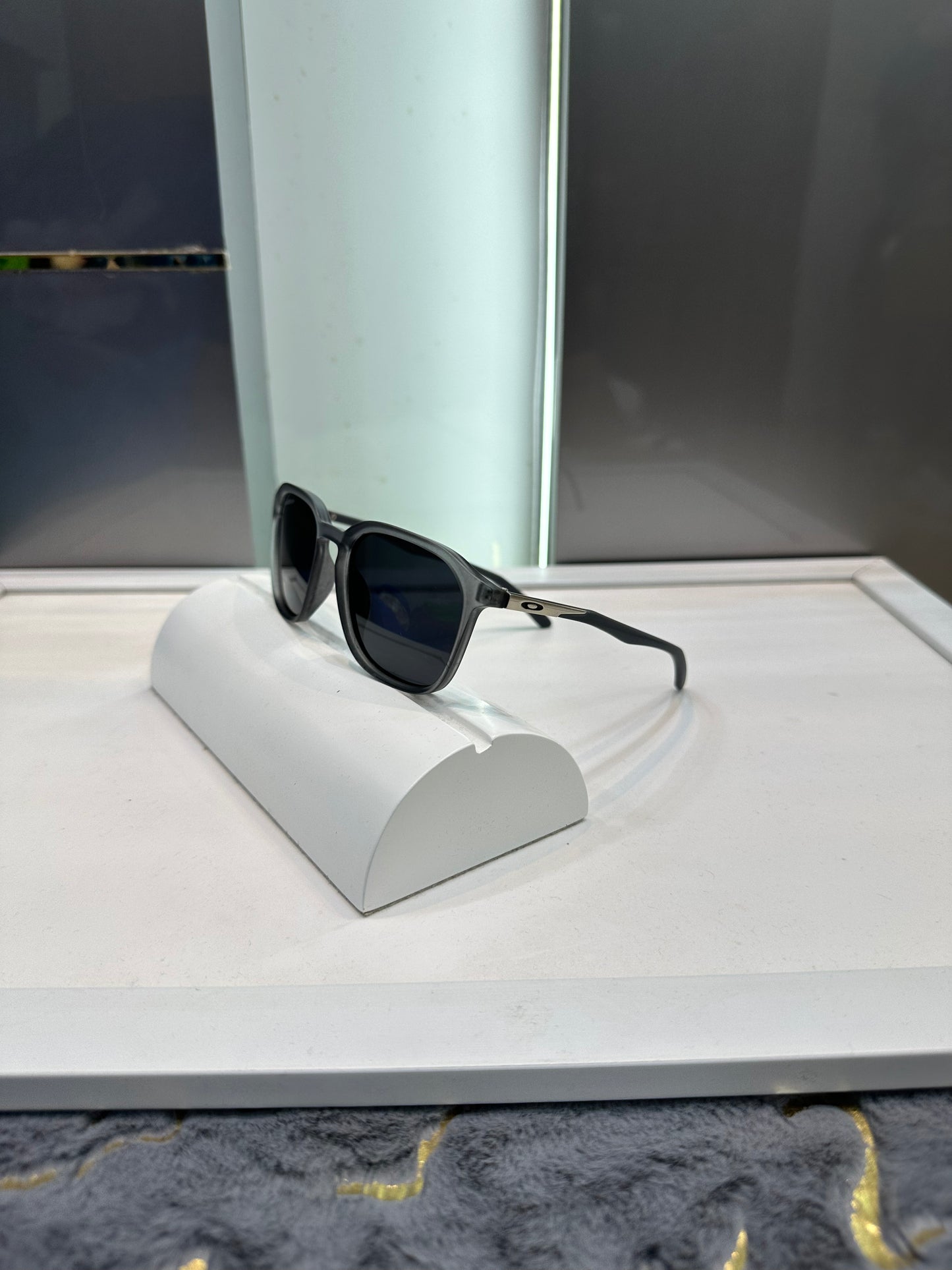 Oakley 4932 Grey Ultimate Luxury Shade With Original Packaging