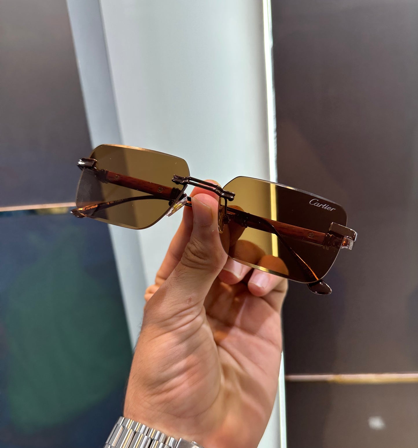 Cartie r Brown 048 Ultimate Luxury Shade With Original Packaging