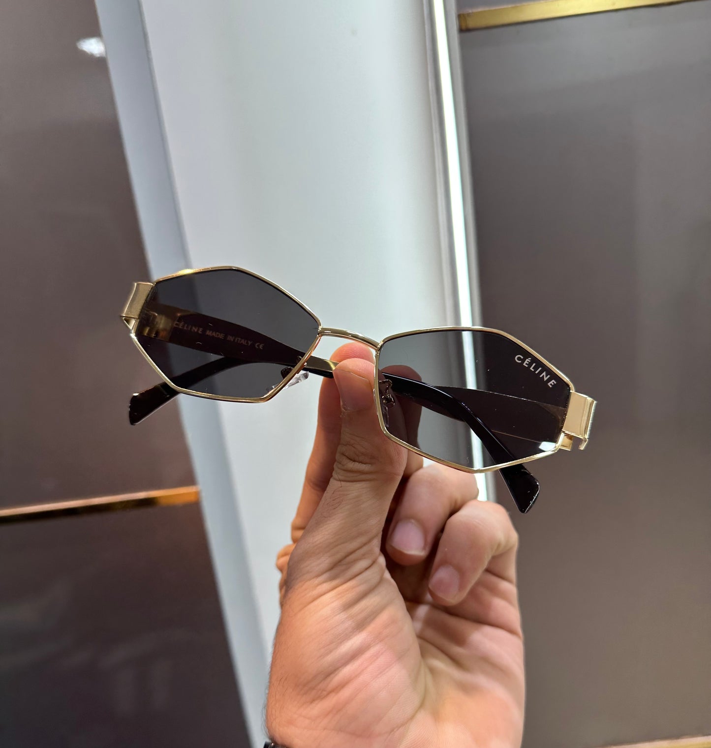 Celin e Gold Black 598 Ultimate Luxury Shade With Original Packaging