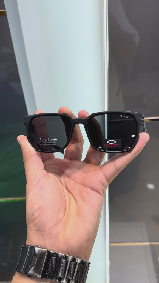 Oakley Black Sports Ultimate Luxury Shade With Original Packaging